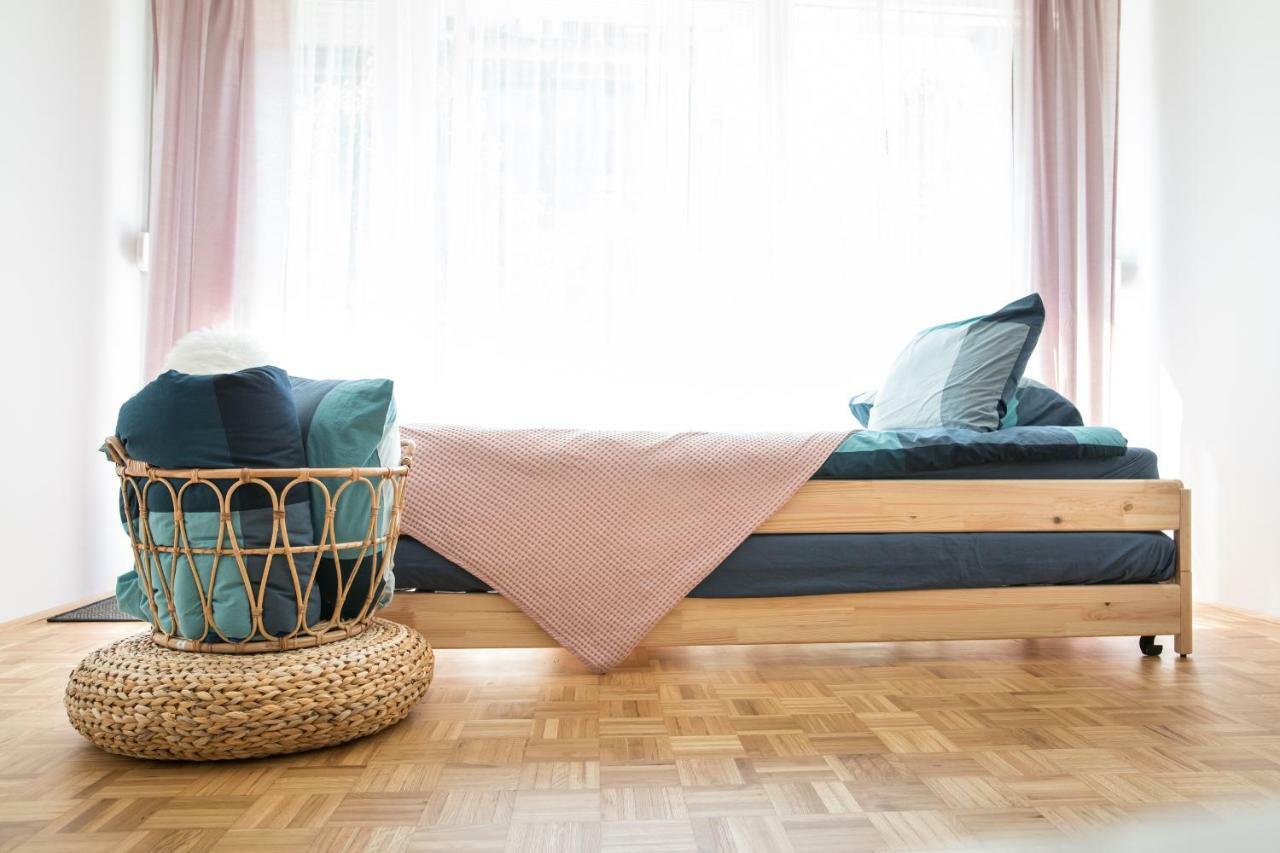 Family Apartment With Garden Ljubljana Buitenkant foto