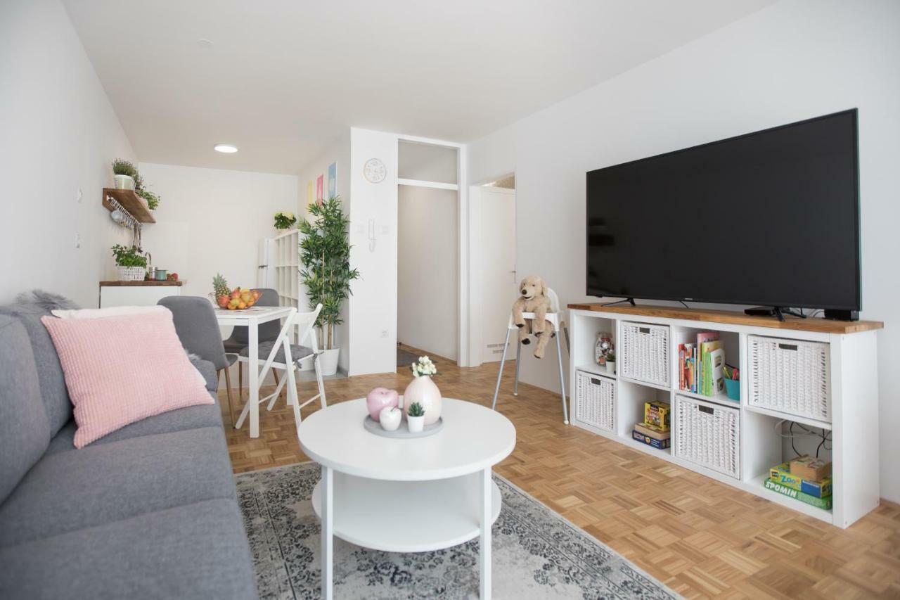 Family Apartment With Garden Ljubljana Buitenkant foto